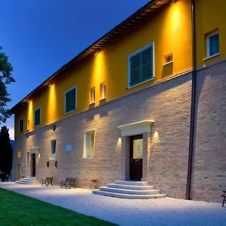 Relais Fornari ホテル