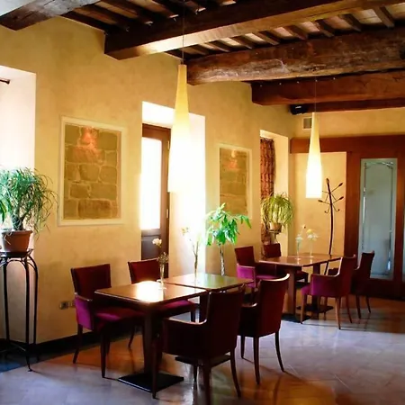 Relais Fornari Szálloda Camerino