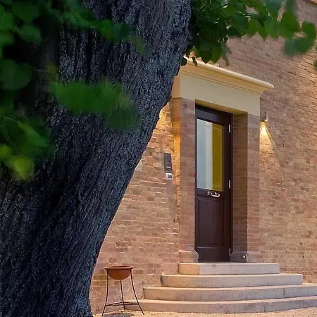 ホテル Relais Fornari カメリーノ